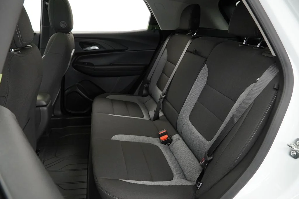 New 2026 White Chevrolet LT image 13