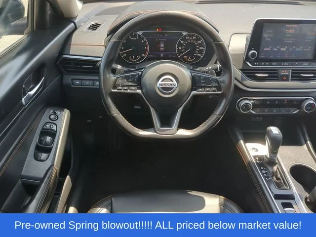 Used 2020 Silver Nissan 2.5 SR image 39