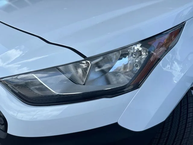 Used 2021 White Ford XL image 9