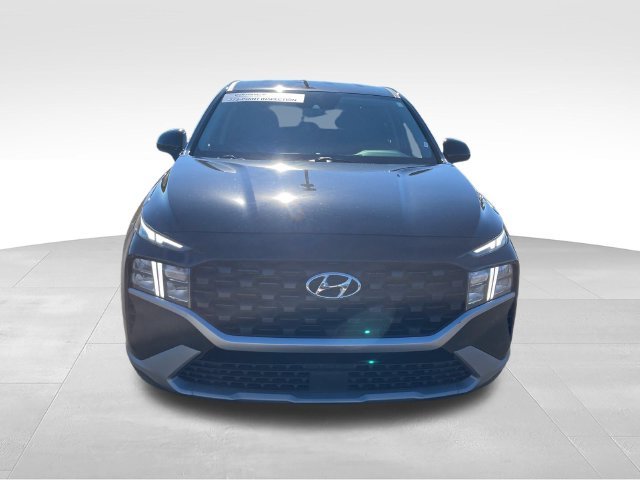 Used 2023 Black Hyundai SE image 8