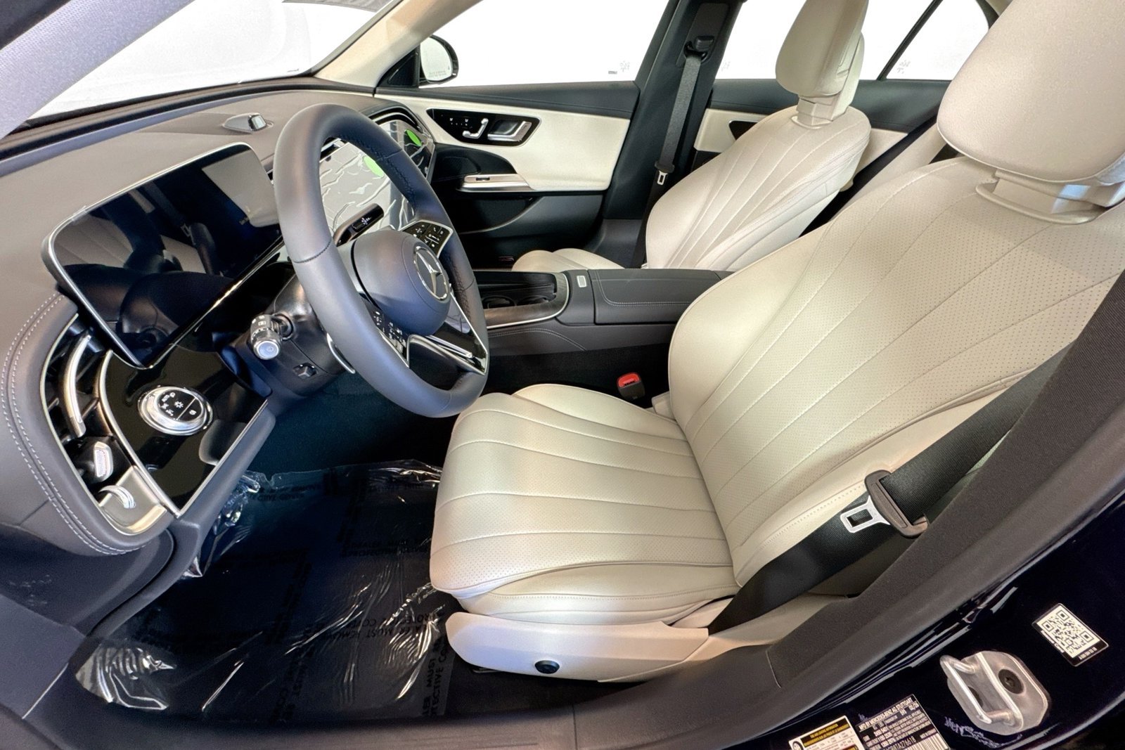 New 2026 Nautical Blue Metallic Mercedes-Benz E 350 image 18