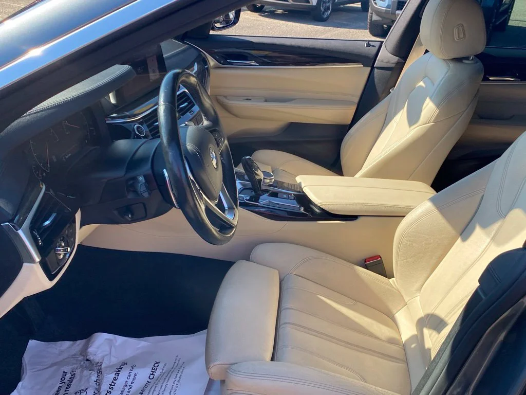 Used 2019 Blue BMW 640 Gran Turismo i xDrive image 6