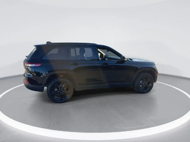 Used 2025 Black Jeep Limited image 9