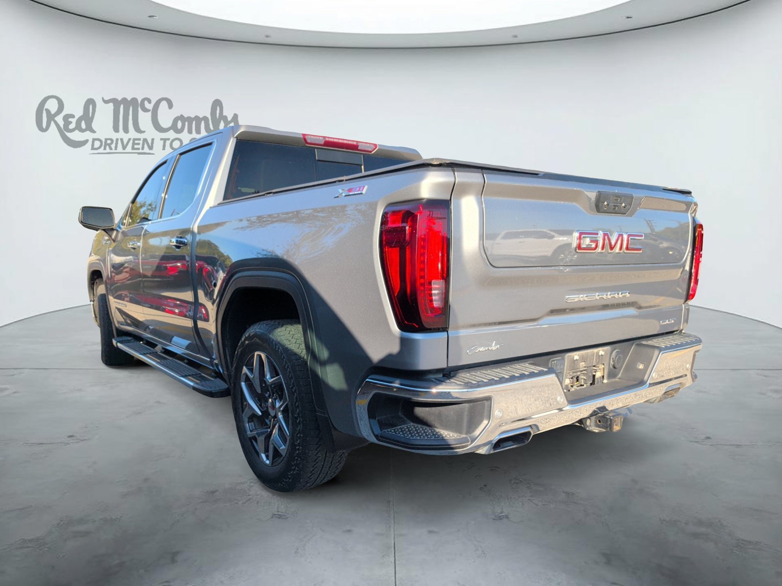 Used 2024 Sterling Metallic GMC SLT image 6
