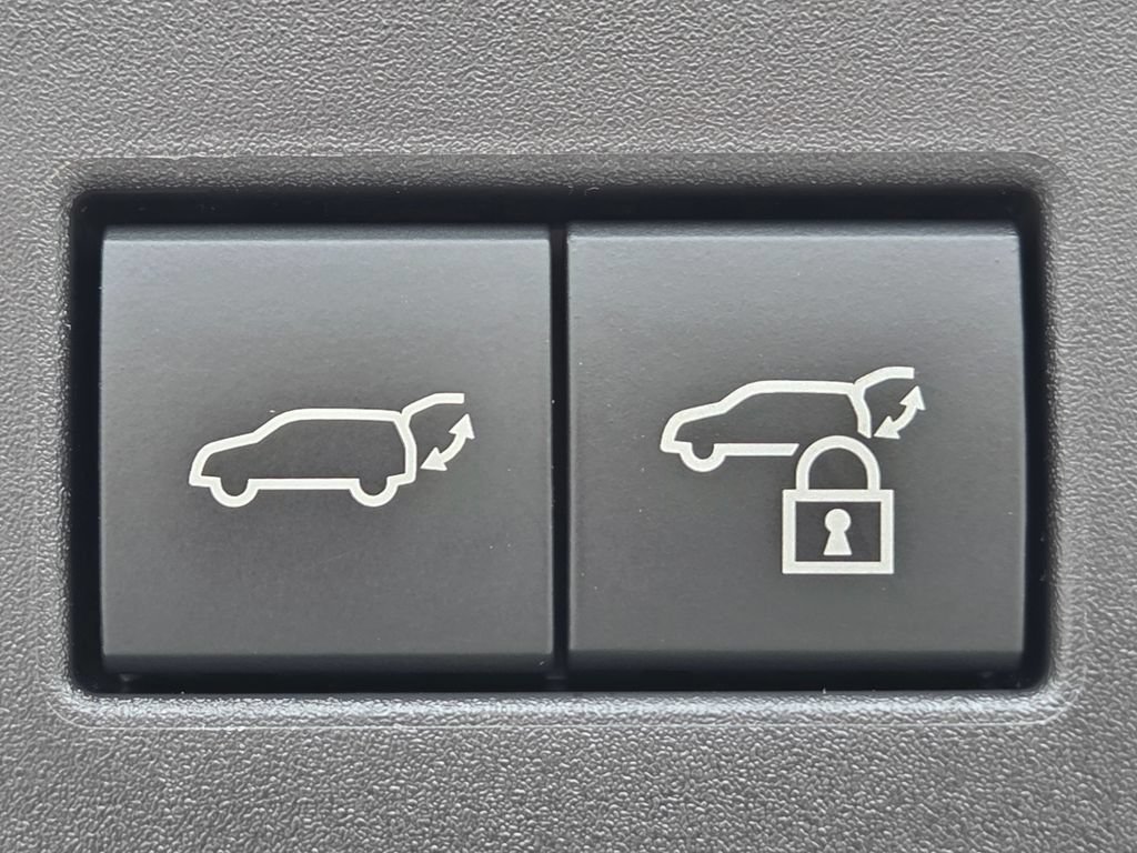 2026 Lexus LX 700h Luxury - Photo 39