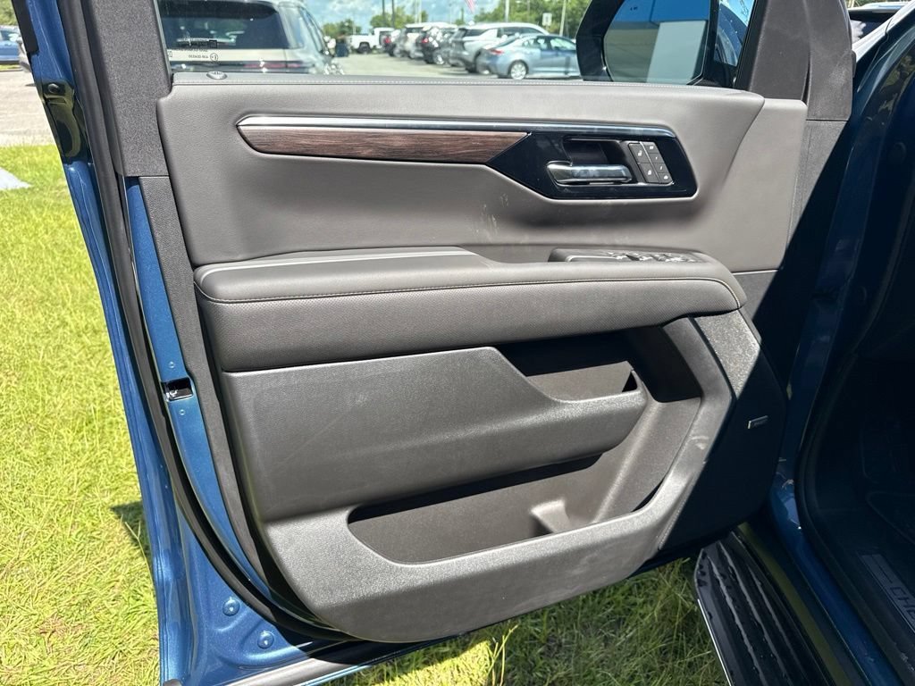 New 2026 Lakeshore Blue Metallic Chevrolet Premier image 12