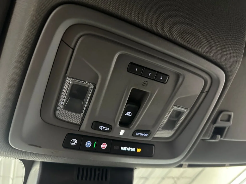2023 Chevrolet Silverado 1500 RST - Photo 19