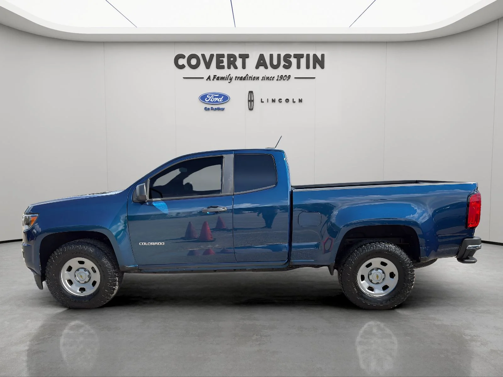 Used 2020 Blue Chevrolet Work Truck image 2
