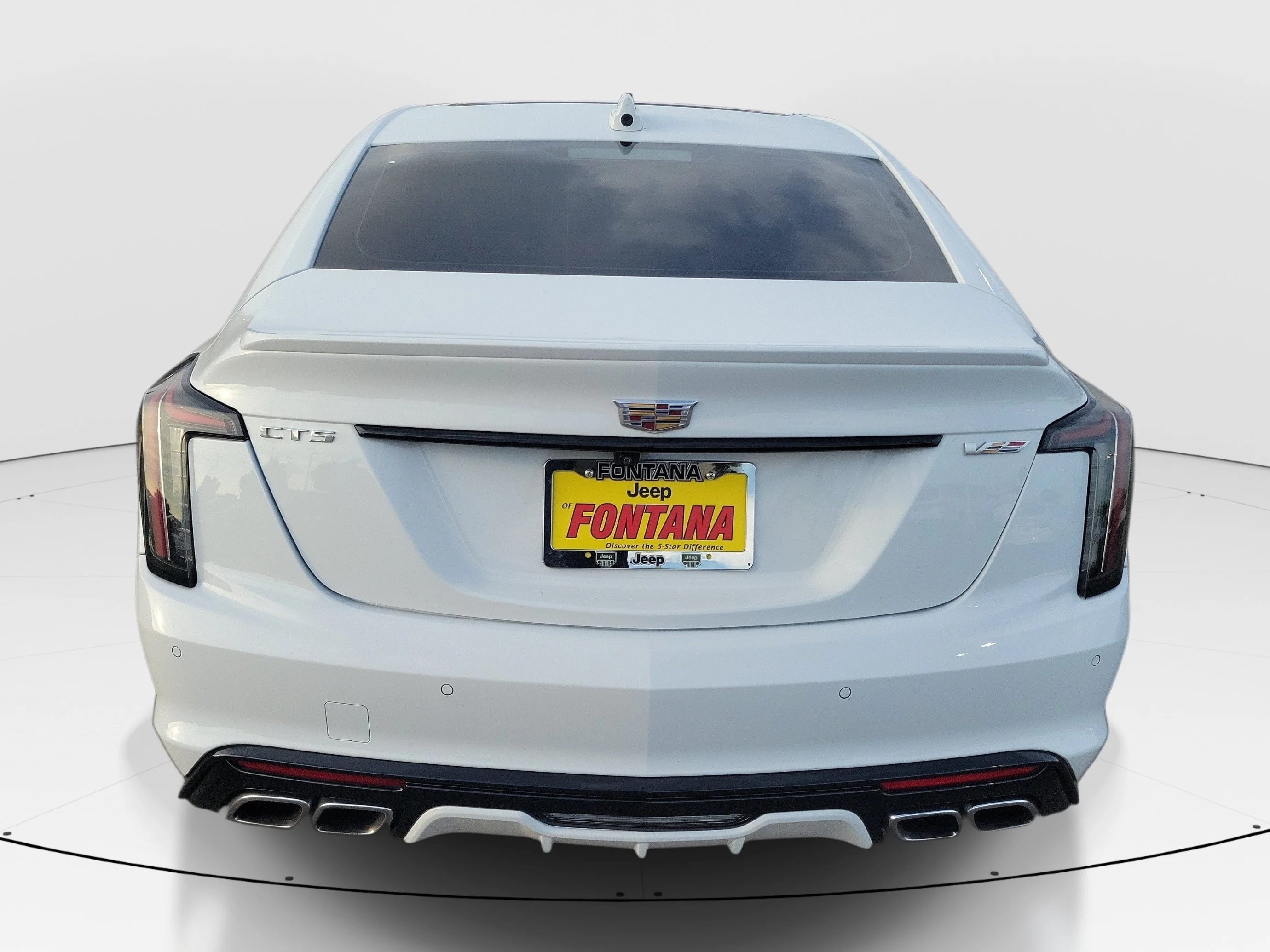 Used 2021 White Cadillac V-Series image 4