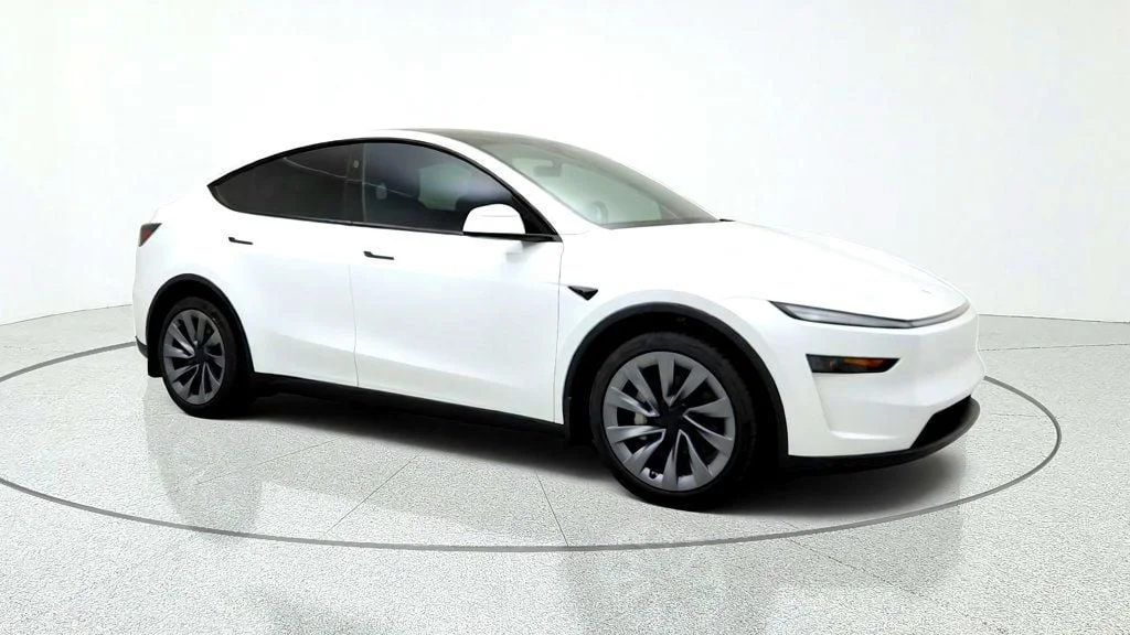 Used 2026 Pearl White Multi-Coat Tesla Long Range AWD image 3
