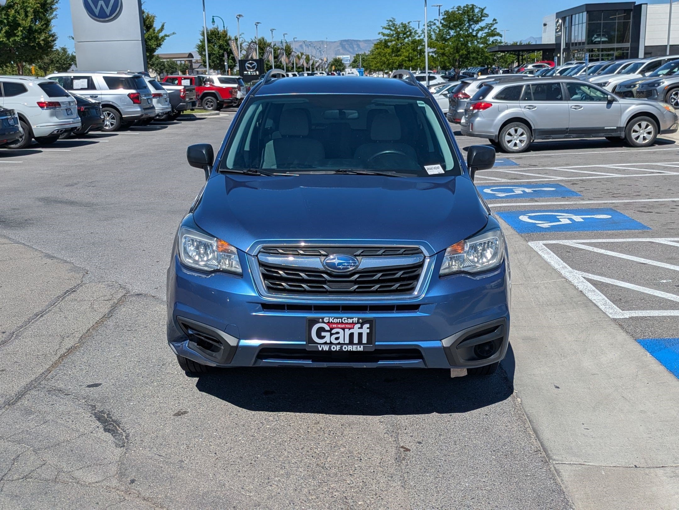 Used 2018 Quartz Blue Pearl Subaru 2.5i image 8