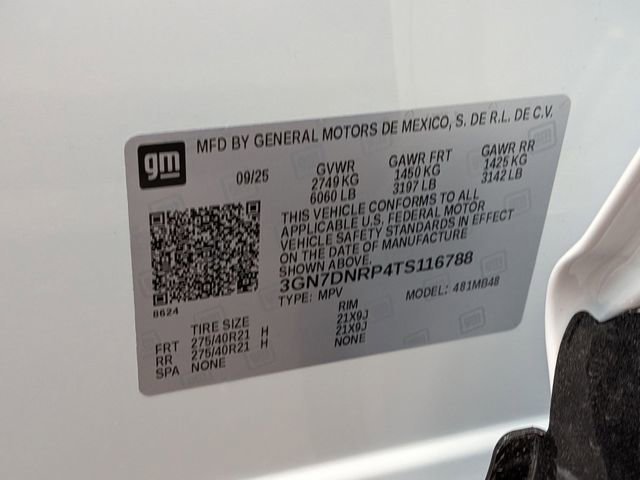 New 2026 Summit White Chevrolet LT image 18