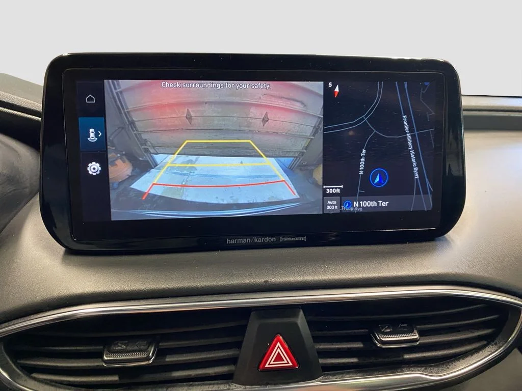 Used 2022 Gray Hyundai SEL image 18