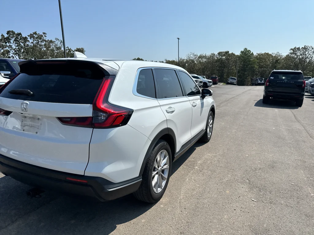 Used 2024 White Honda EX-L image 5