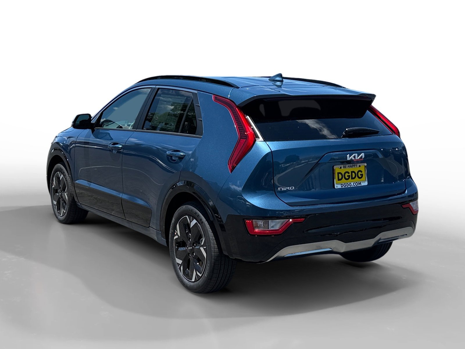 New 2026 Mineral Blue Kia Wind image 3