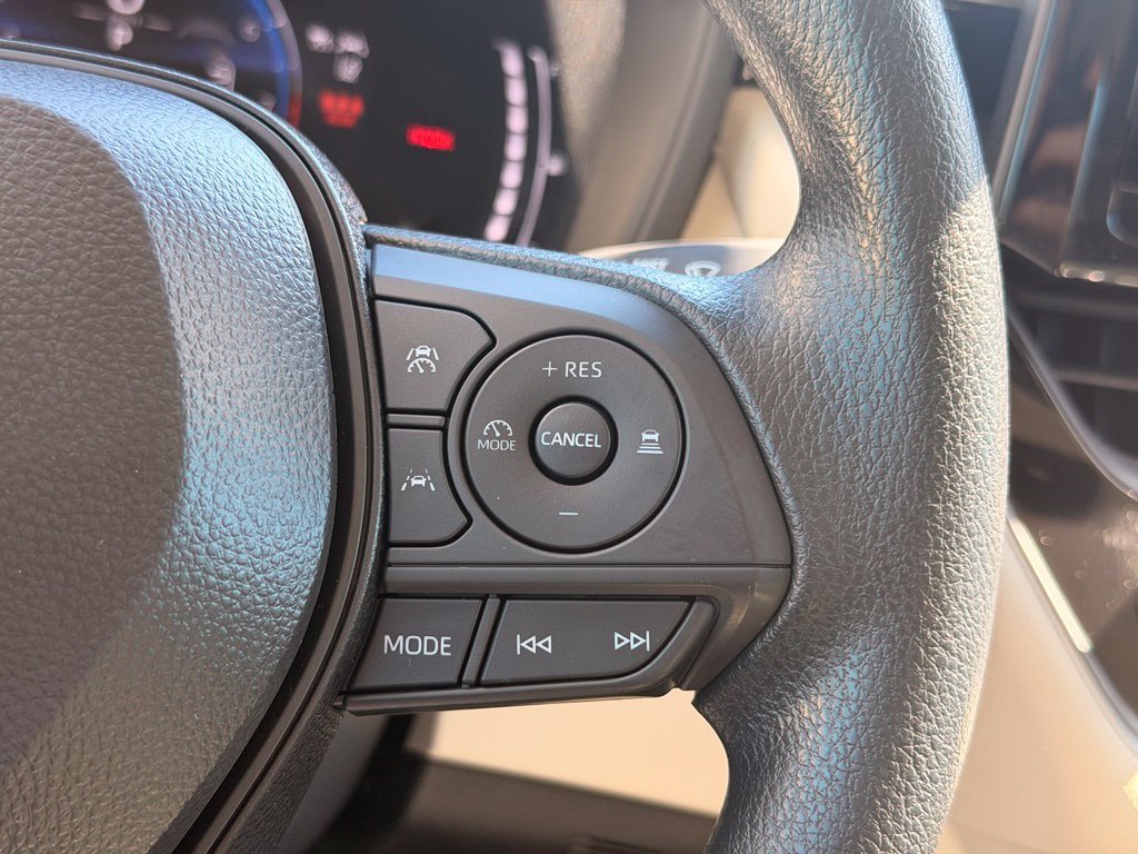 Used 2026  Toyota LE image 24