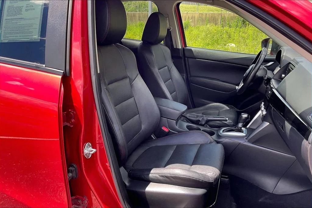 Used 2015 Red Mazda Grand Touring image 6