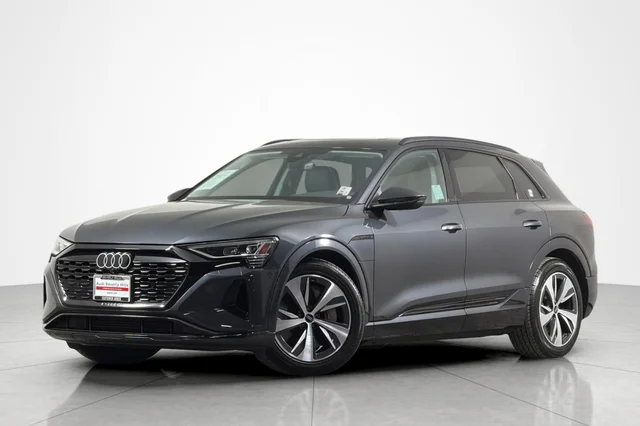 2024 Audi Q8 e-tron Premium quattro