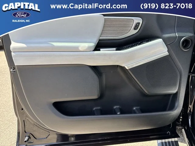 Used 2025 Black Ford Platinum image 21