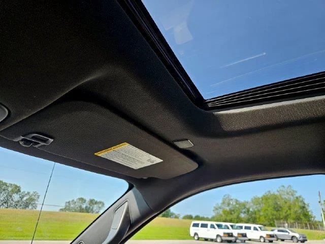 Used 2025 Black Chevrolet ZR2 image 21
