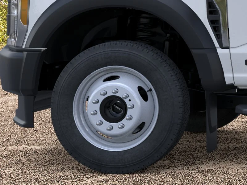 New 2026 Oxford White Ford F-550® XL image 42