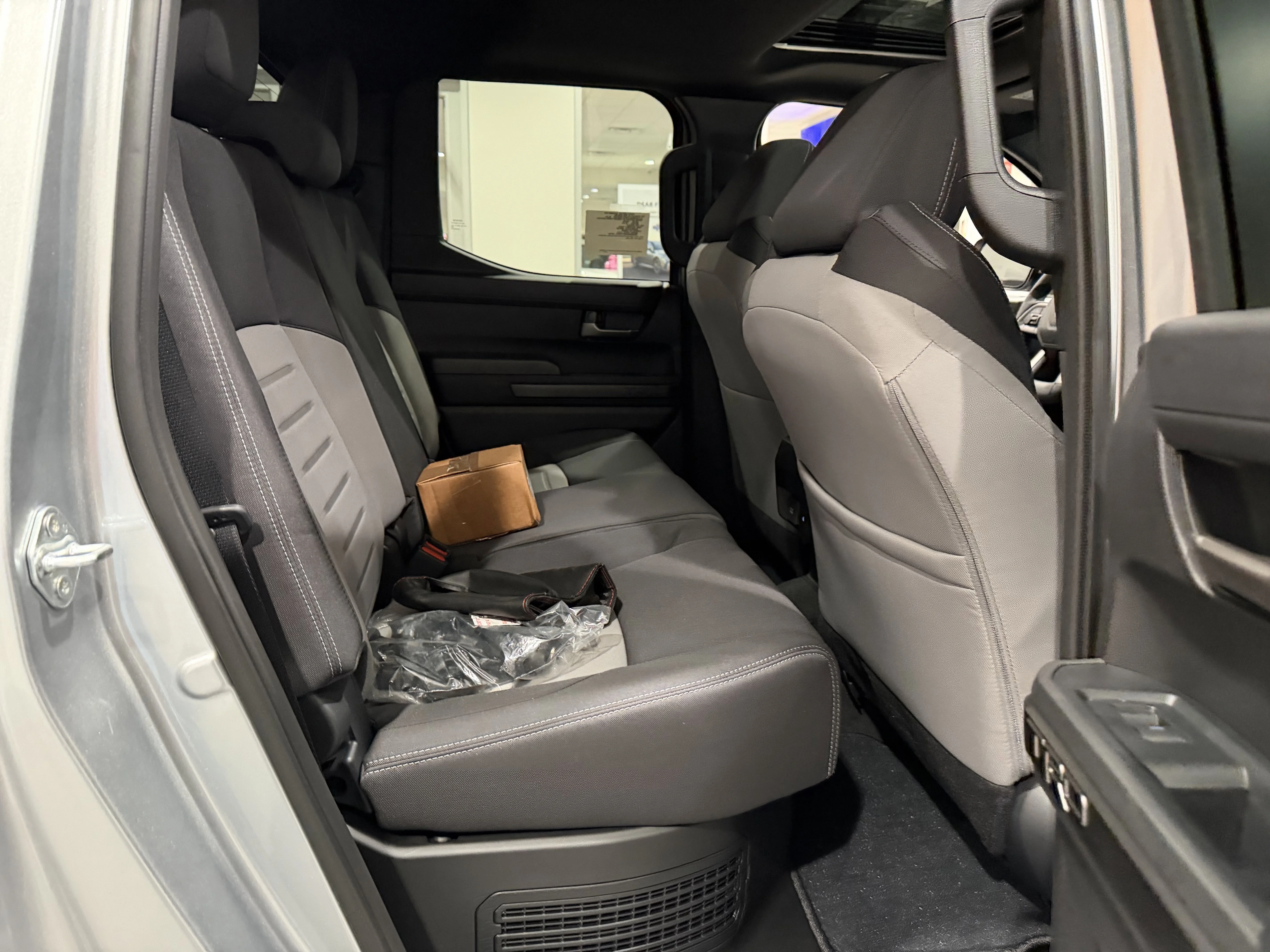 2025 Toyota Tacoma TRD Sport - Photo 41