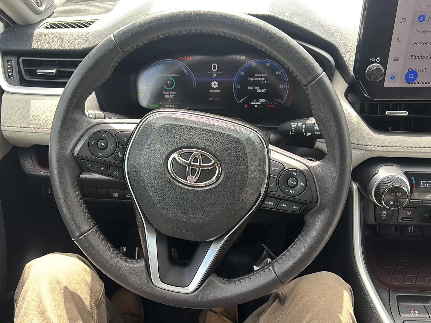 Used 2023 Wind Chill Pearl Toyota Limited image 28