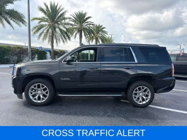 Used 2020 Black GMC SLT image 4