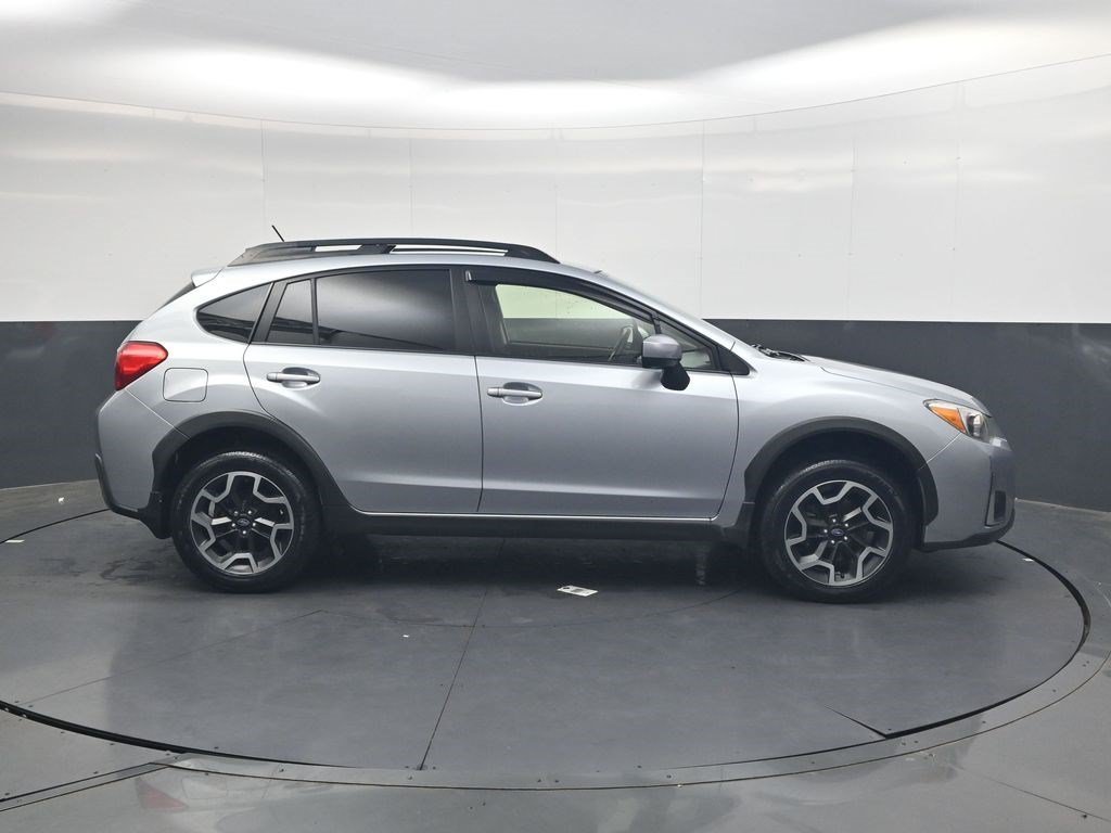 Used 2017 Ice Silver Metallic Subaru Premium image 3