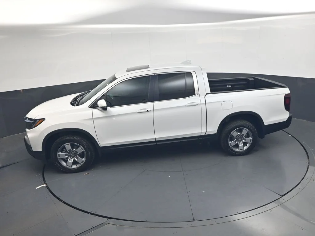 New 2026 Platinum White Pearl Honda RTL image 31