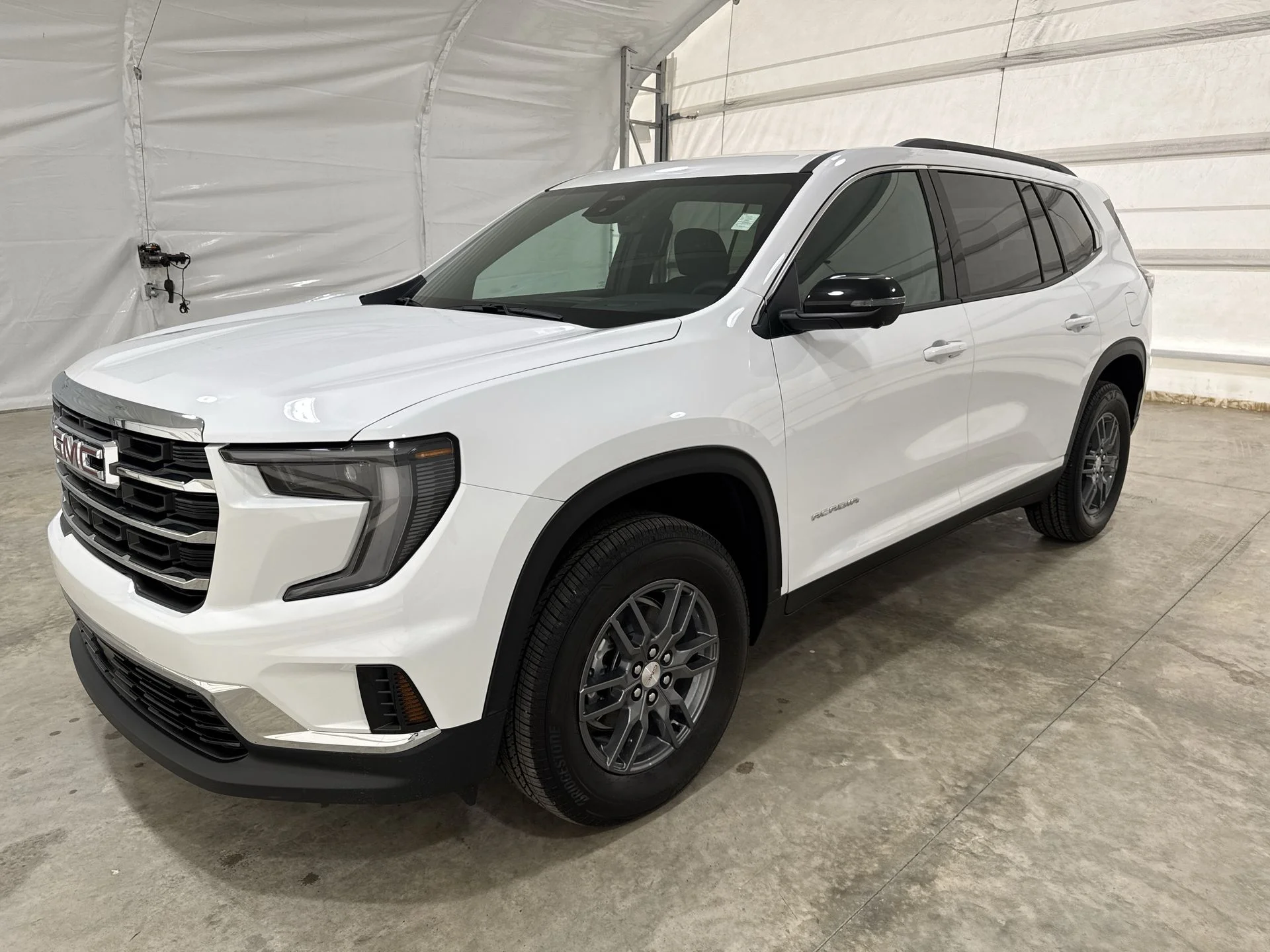 New 2026 Summit White GMC Elevation image 35