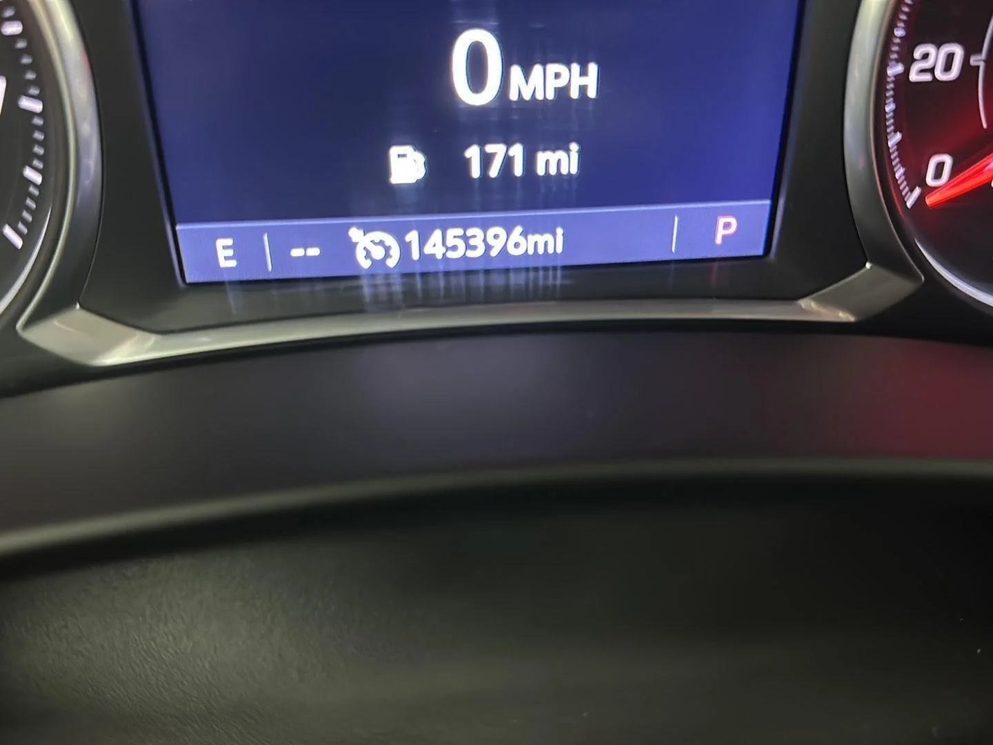 Used 2019 EBONY TWILIGHT METALLIC GMC SLT image 11