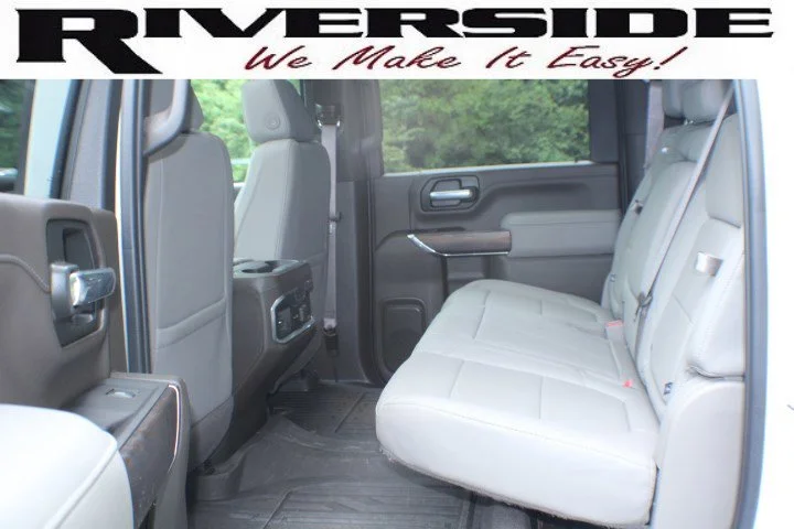 Certified Used 2023 Summit White GMC SLT image 15