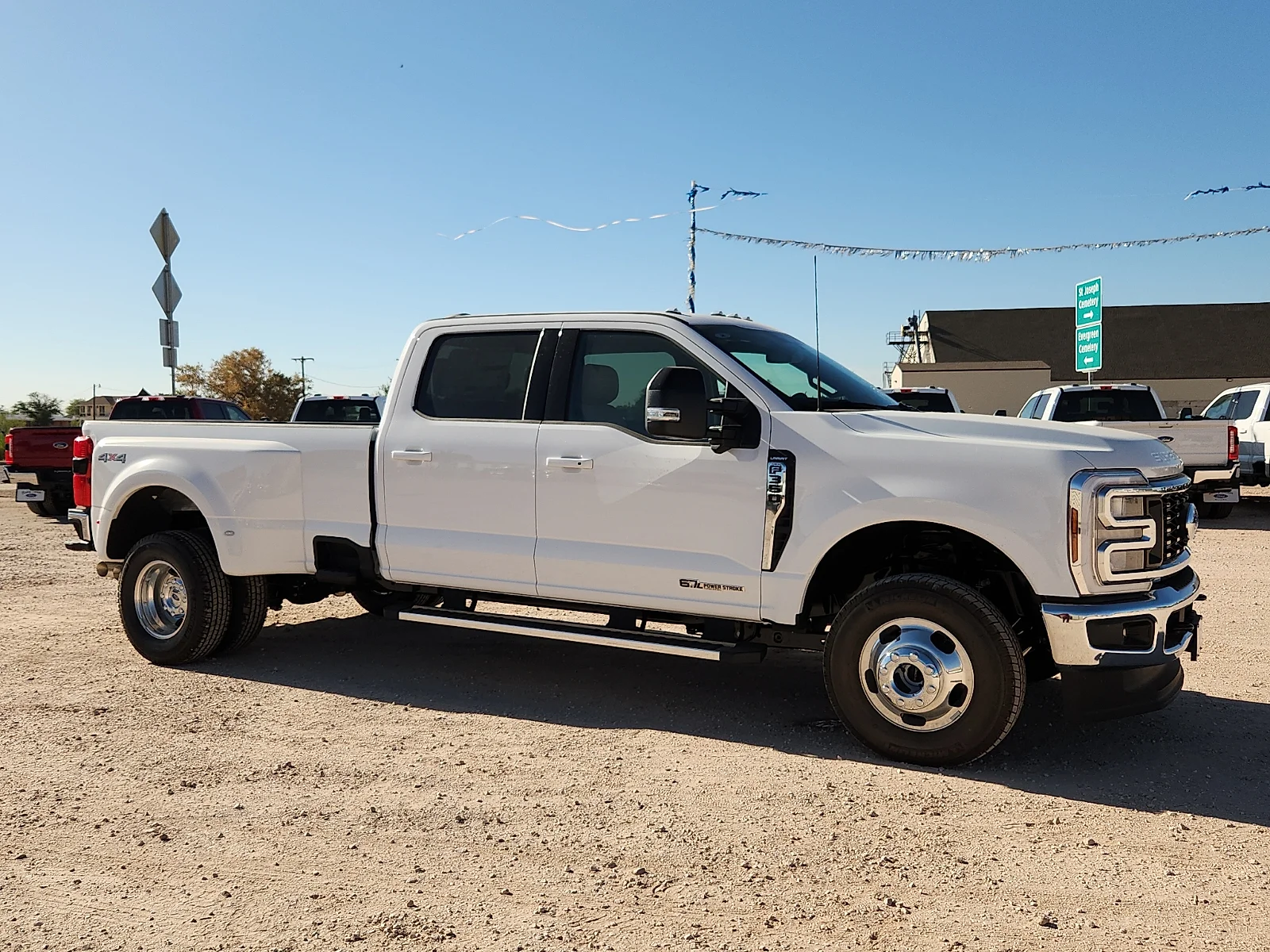 New 2026 Oxford White Ford Lariat image 8