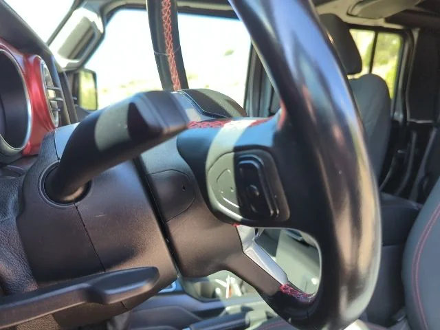 Used 2021 Gray Jeep Rubicon image 15