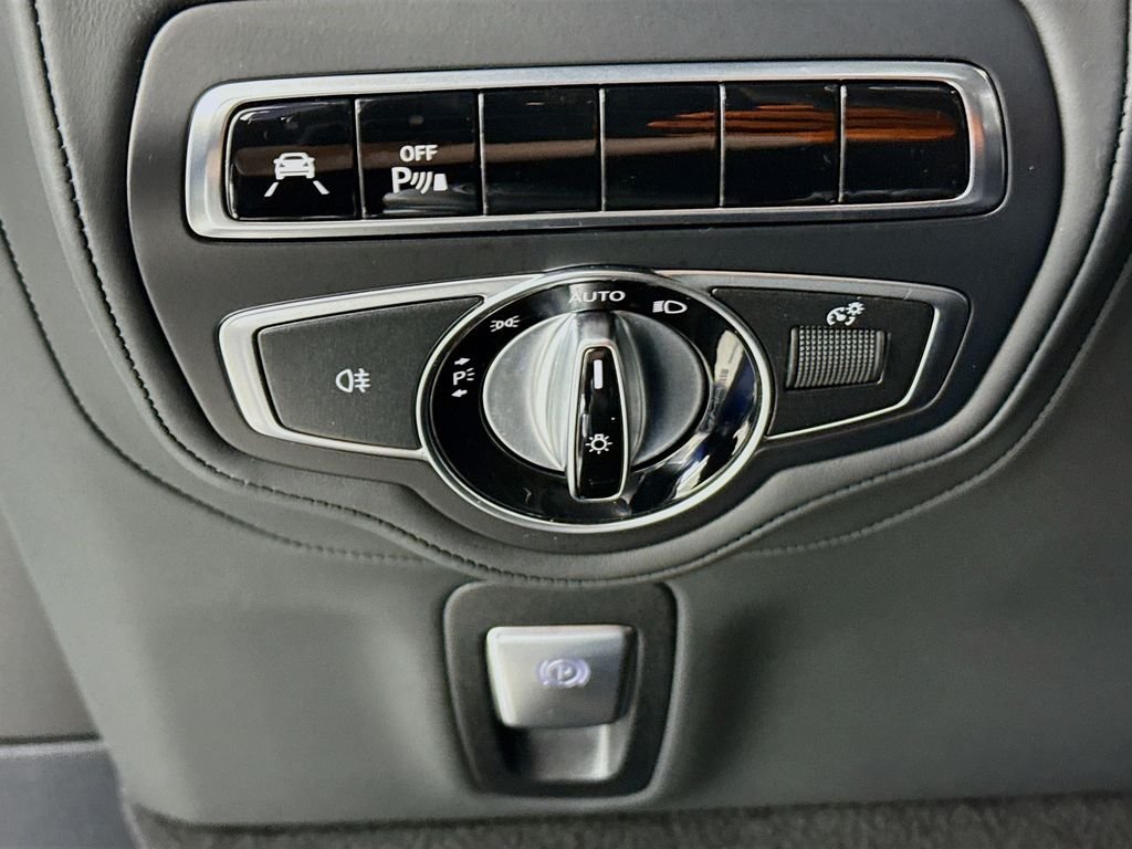 Used 2024 Blue Mercedes-Benz G 63 AMG® image 11