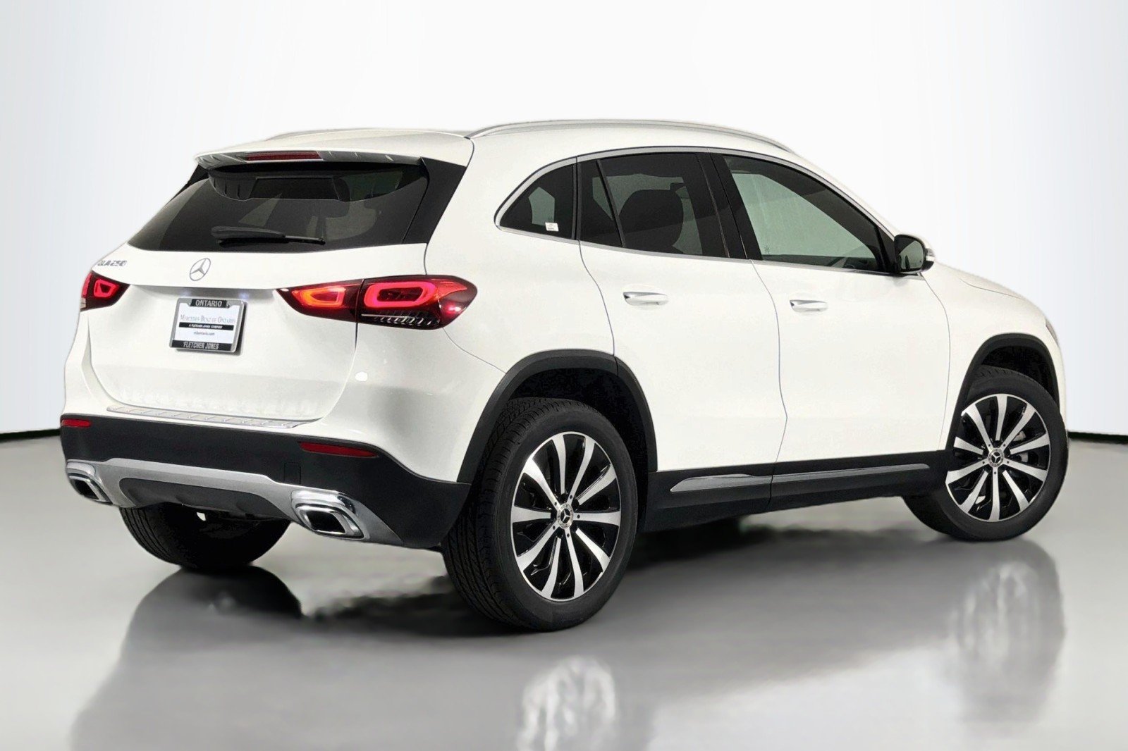 Used 2023 Polar White Mercedes-Benz 250 image 11