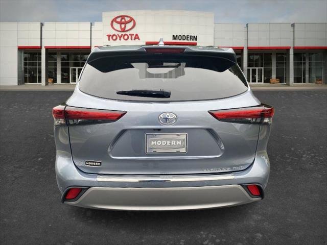 Certified Used 2021 MOON DUST Toyota  image 6