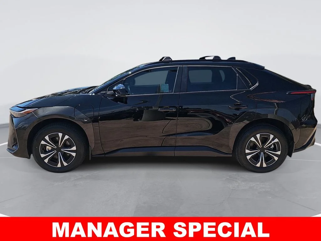 Used 2024 Black Toyota XLE image 6