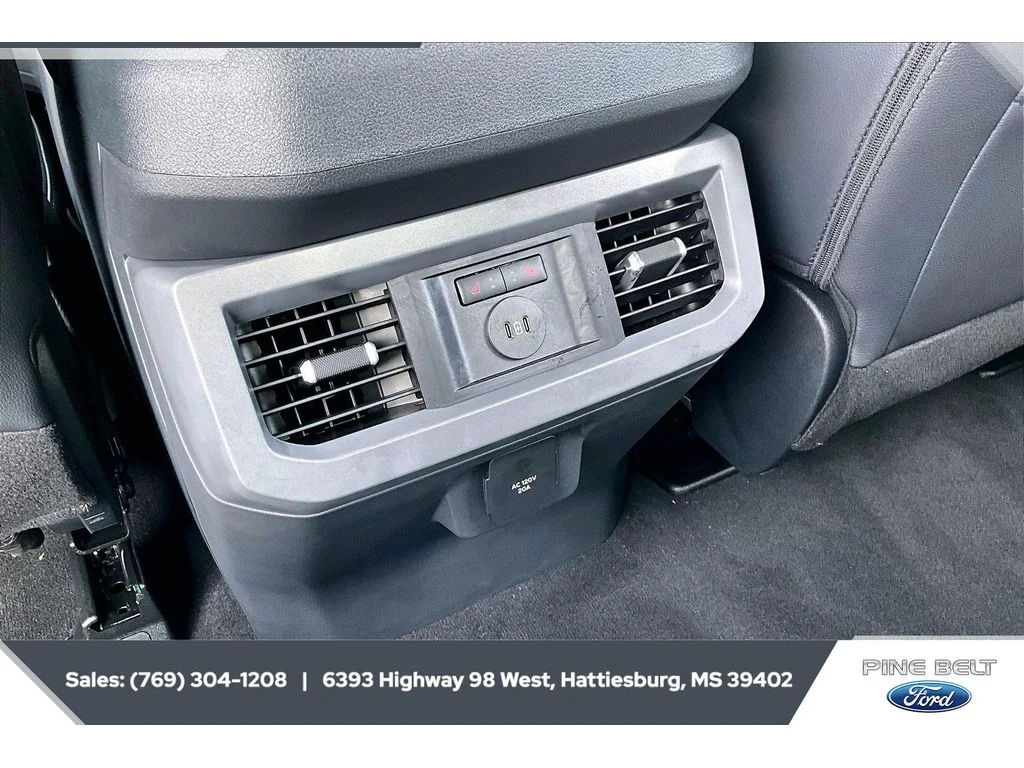 New 2027 Carbonized Gray Metallic Ford F-250® Lariat® image 25