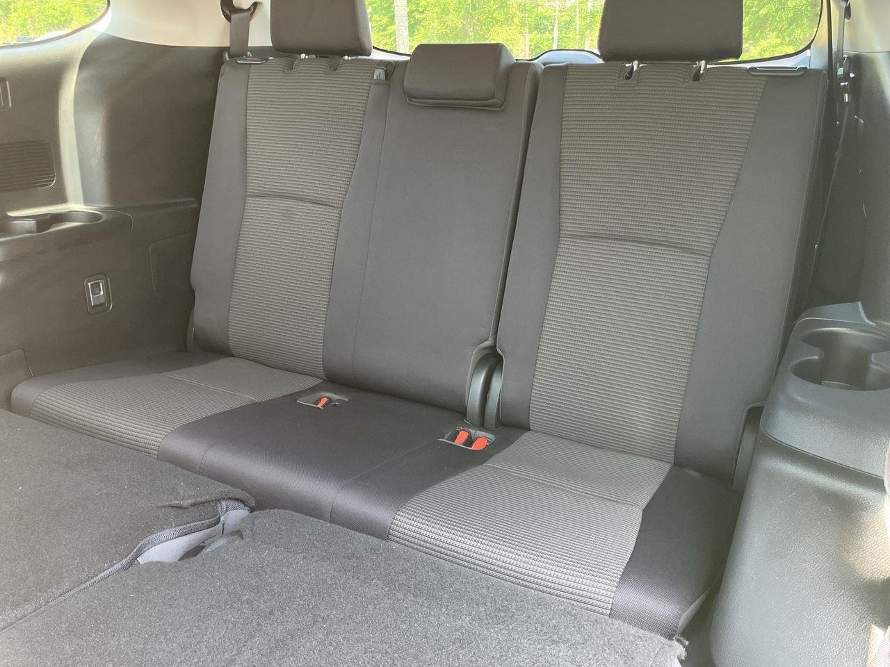 Used 2022 White (Wind Chill Pearl) Toyota Hybrid LE AWD image 24