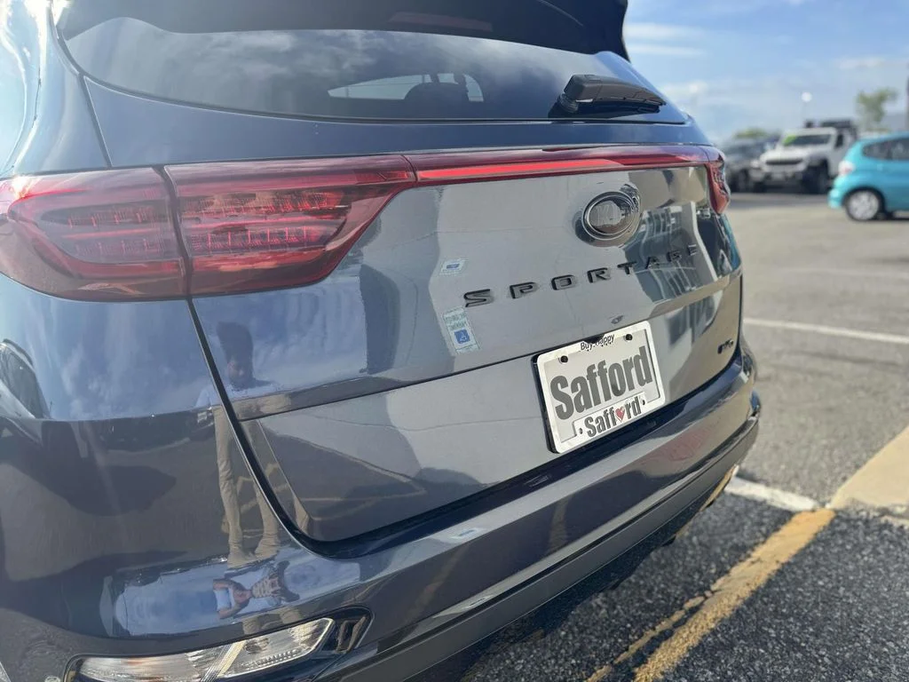 Used 2022 Blue Kia Nightfall image 7