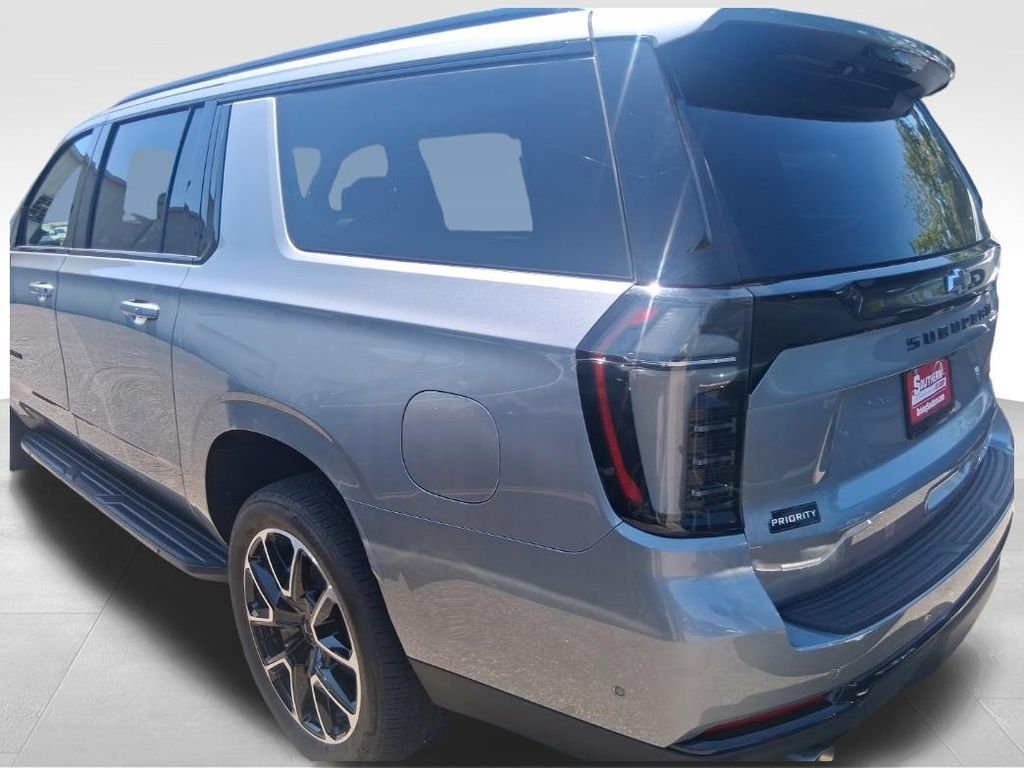 Used 2025 Gray Chevrolet RST image 10