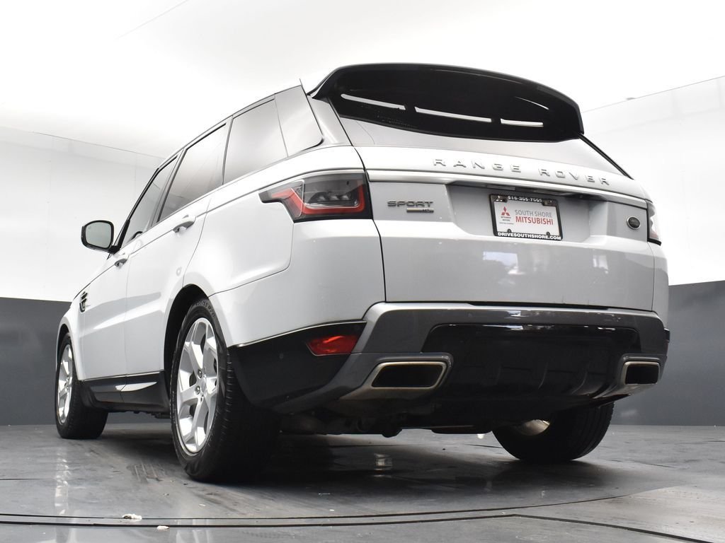 Used 2019 White Land Rover HSE image 24