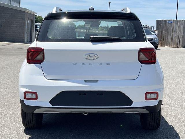 New 2026 White Hyundai SEL w/Two-Tone Roof image 12