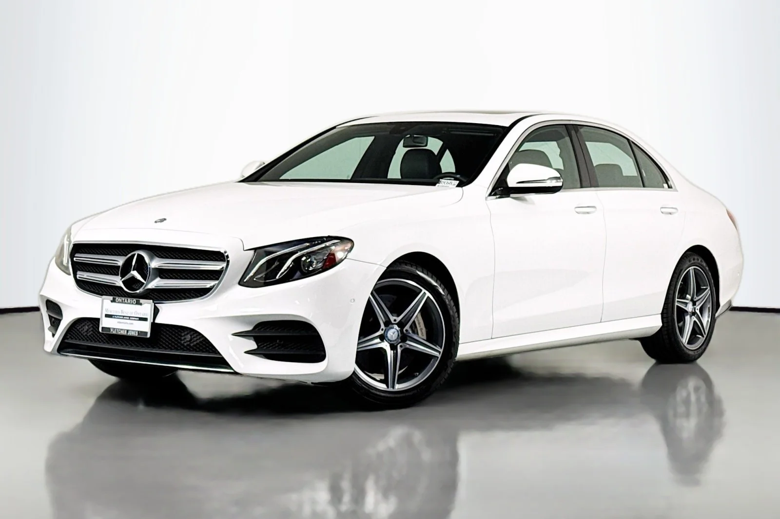 Used 2017 Polar White Mercedes-Benz E 300 Luxury image 1