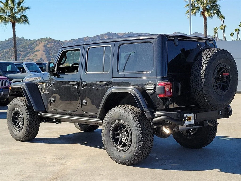 New 2024 Black Clear-Coat Exterior Paint Jeep Rubicon 392 image 23