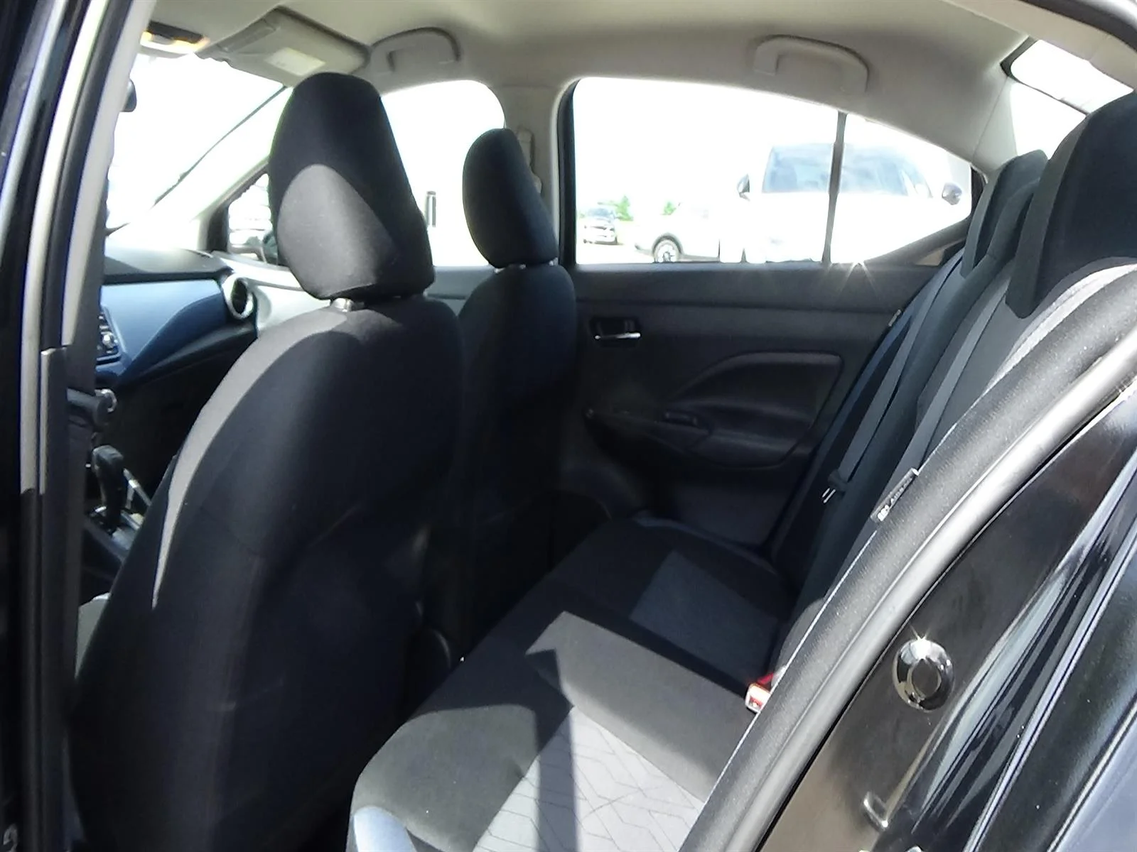 Used 2025 Super Black (kh3) Nissan SV image 10