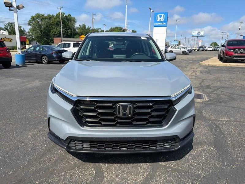 Used 2024  Honda LX image 2