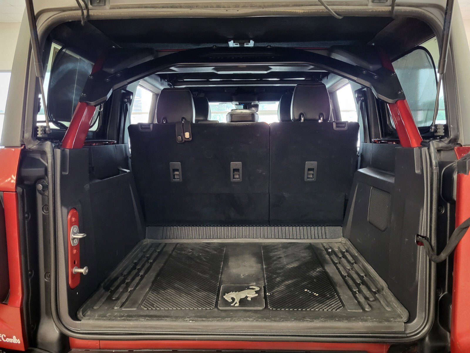 Used 2023 Red Ford Raptor image 27